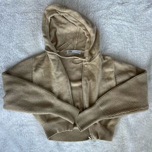 Zara crop sweater with a zip and hood